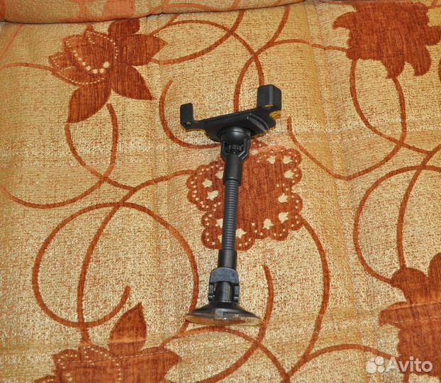 Держатель для телефона автомобильный Германия