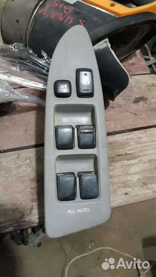 Блок управления стеклоподъемниками toyota voxy