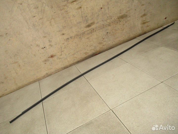 Молдинг крыши правый Nissan Tiida (C11)