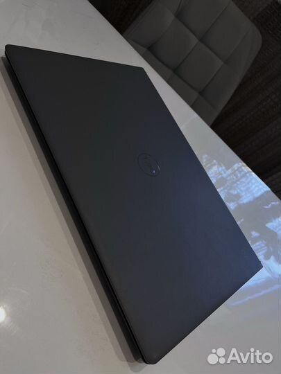 Ноутбук dell Vostro 3515