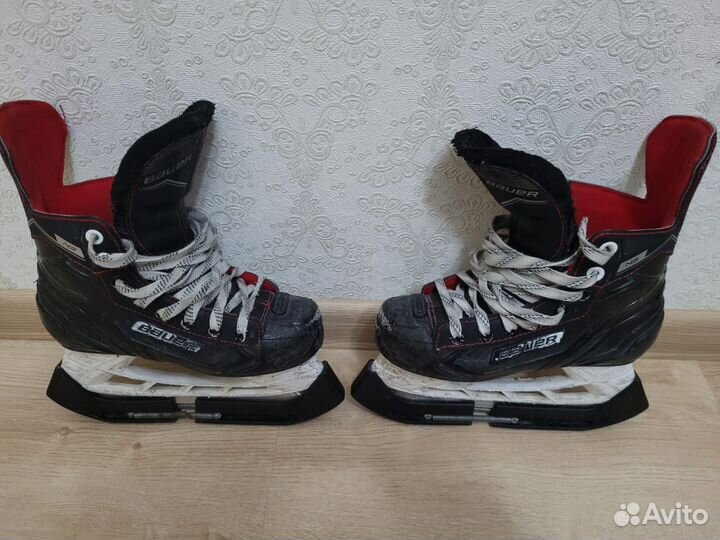 Хоккейные коньки bauer размер 2,5 35,5