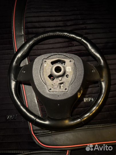 Руль на bmw f10