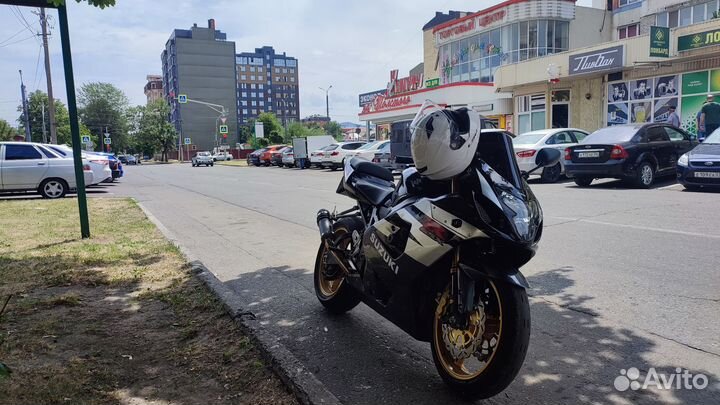 Suzuki GSX-R 750