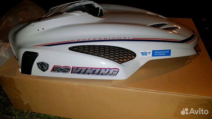 Новый оригинальный капот Yamaha RS Viking