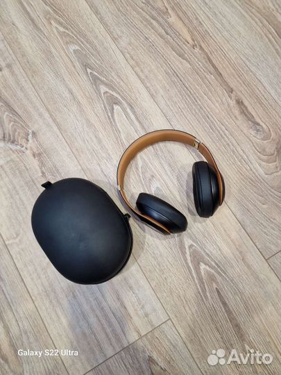 Беспроводные наушники