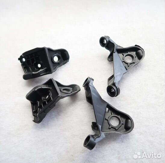 Ремкомплект крепления фар Toyota Vellfire