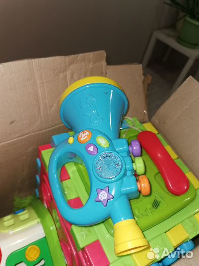 Развивающие игрушки fisher price пакетом