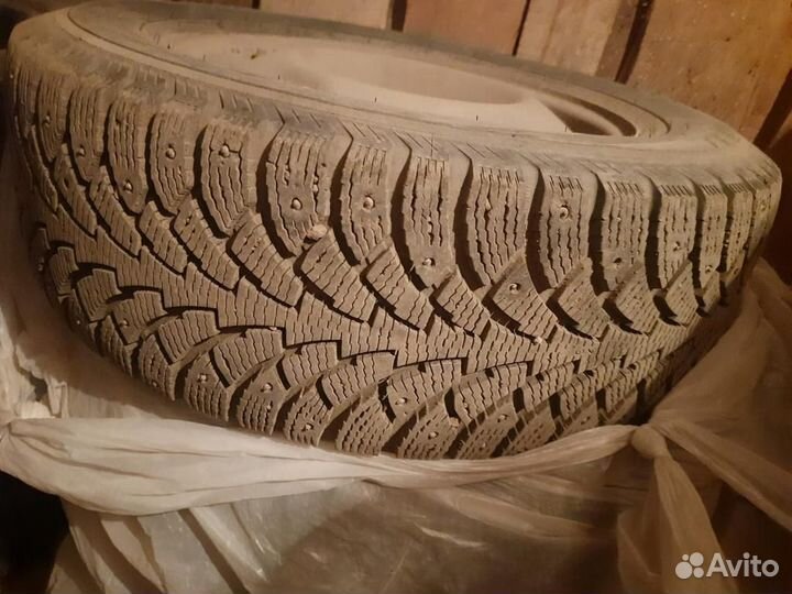 Nordman Nordman 4 215/65 R16