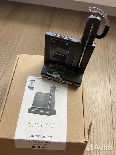 Гарнитура Plantronics Savi W740