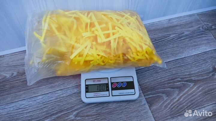 Бумажный наполнитель для подарков желтый 100 гр