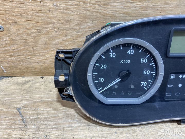 Панель приборов Renault Logan 1 бензин 1121007