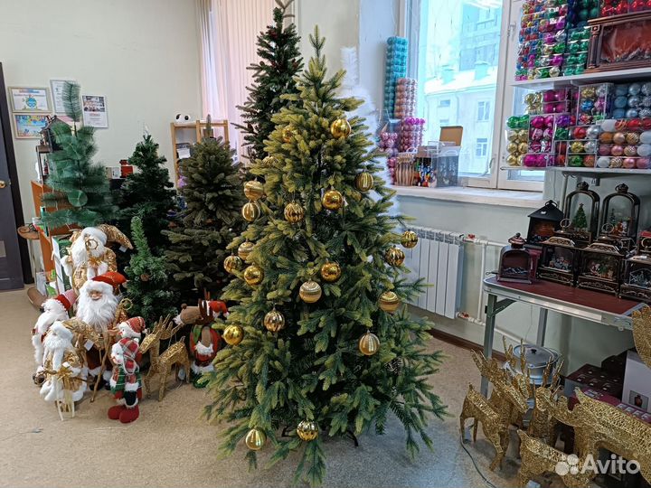 Елка искусственная литая светло - зелёная