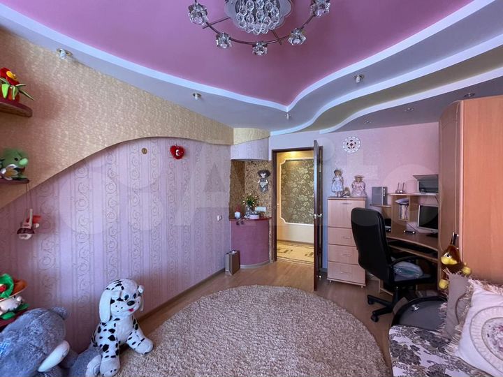 3-к. квартира, 125 м², 3/5 эт.