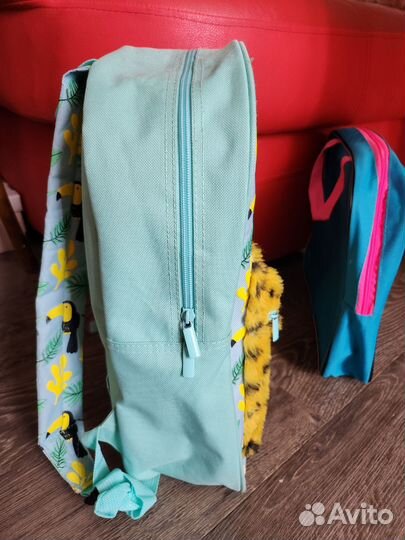 Рюкзаки детские комплектом
