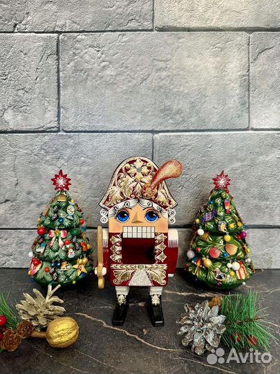 Щелкуник Музыкальный Новогодний 18 см