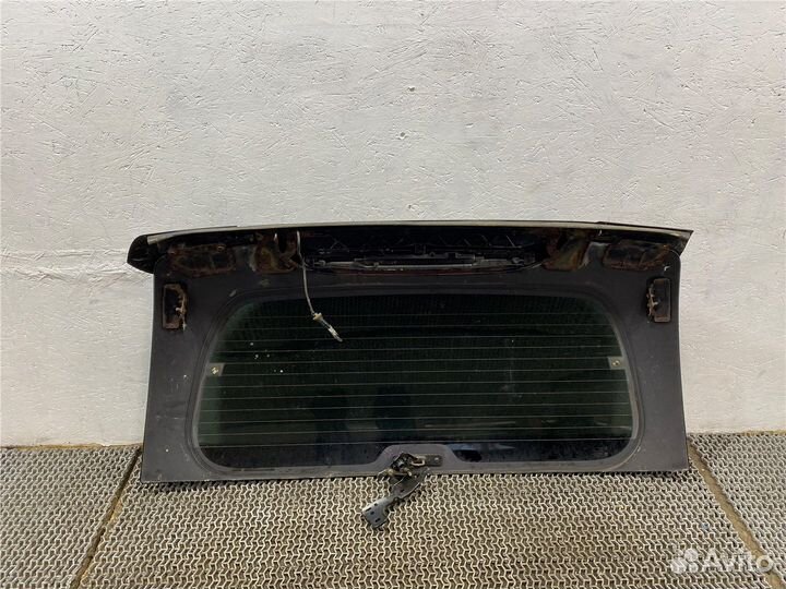 Стекло заднее Chevrolet Trailblazer, 2004