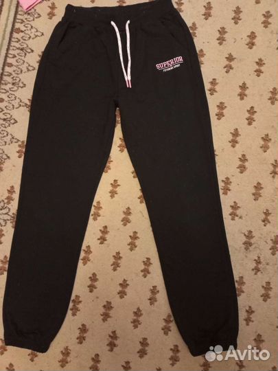 Спортивный костюм 140-146см