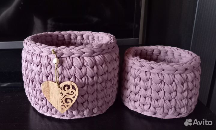 Набор из двух корзин из трикотажной пряжи