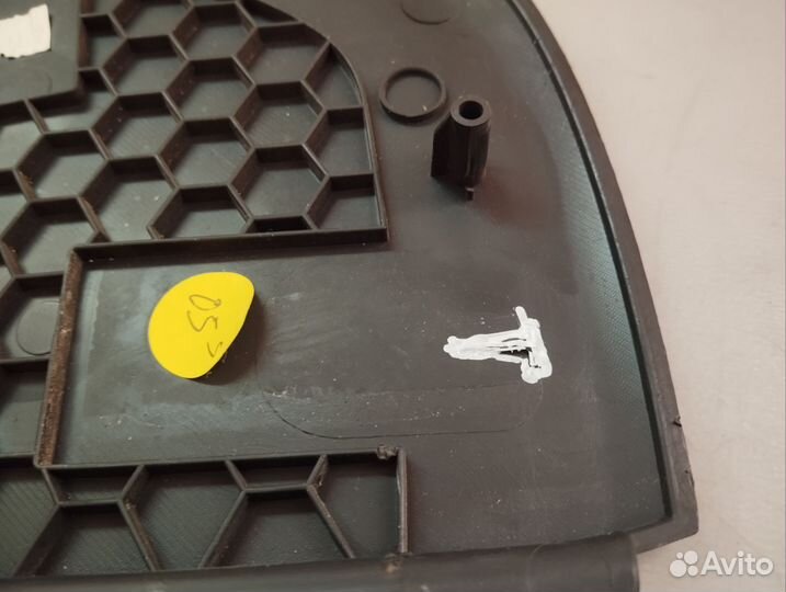 Накладка торпедо левая Volkswagen Jetta 6