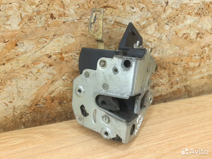 Замок двери BMW Е36 Перед Лево