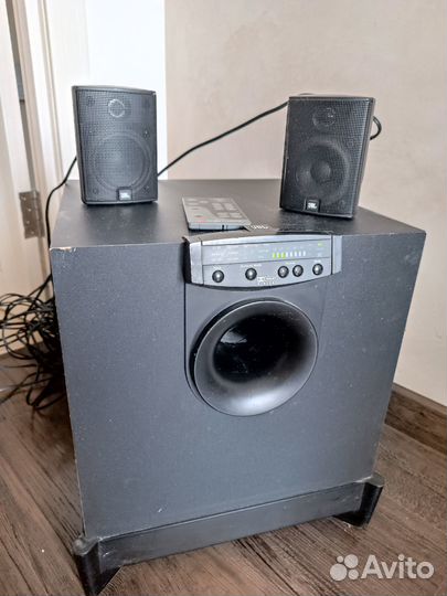 Аудиосистема JBL Simply Cinema SUB300 для домашнег