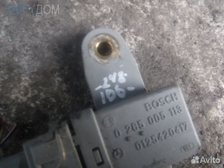 Датчик ускорения mercedes W210 s1114412