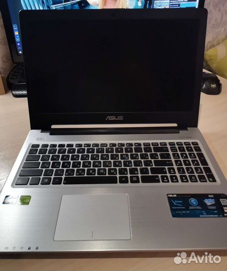 Ноутбук asus
