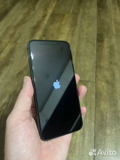 iPhone 11 Pro, 64 ГБ