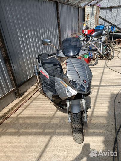 Gilera runner st200