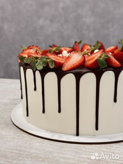 Торты на заказ бентоторт, капкейки,моти, трайфлы