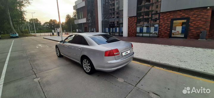 Audi A8 4.2 AT, 2003, 43 000 км