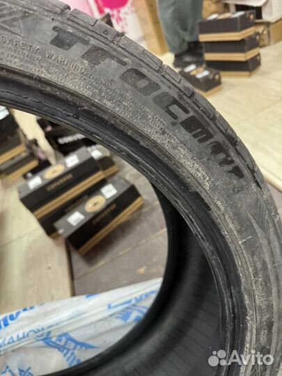 Tracmax F105 285/35 R22