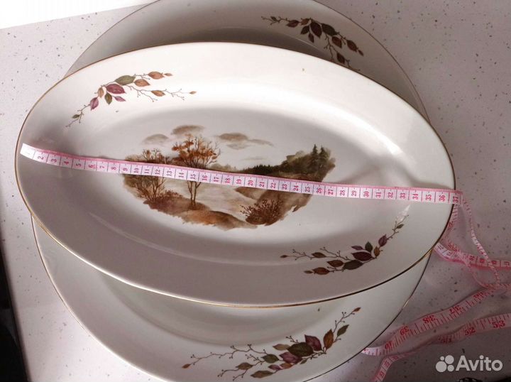 Большие блюда и тарелки, Богдановичский фарфоровый