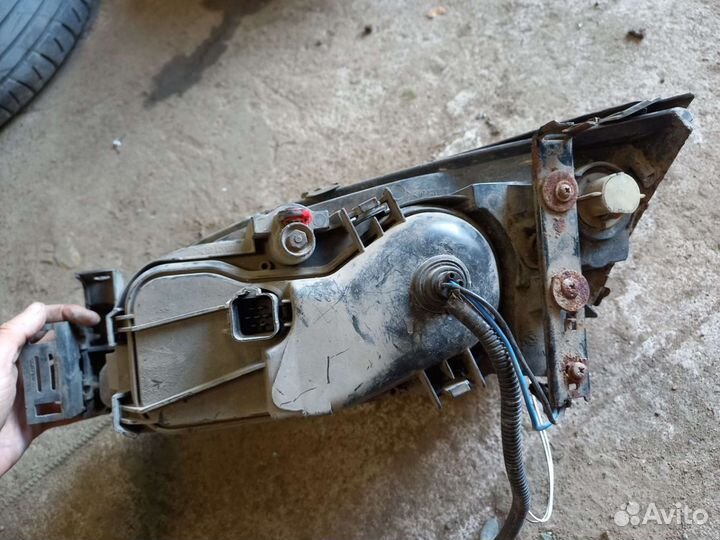 Передняя фара Форд Мондео 3