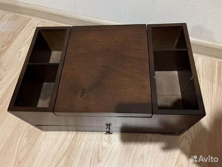 Деревянная шкатулка для украшений/косметики