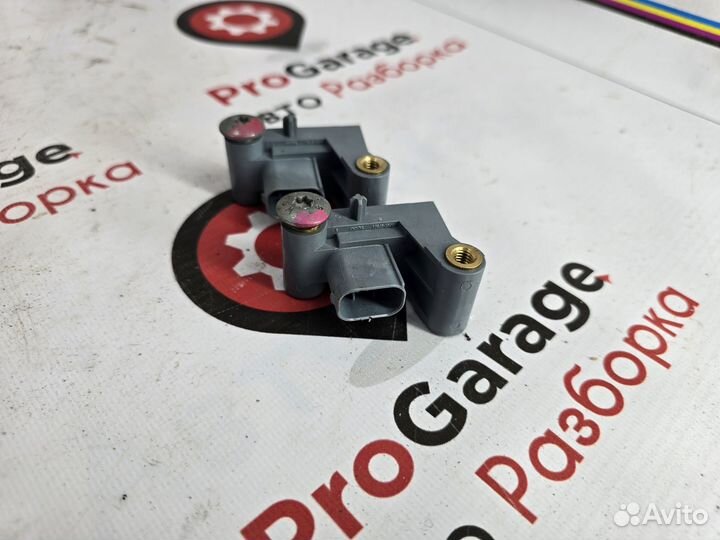 Датчик удара airbag боковой BMW 5 F10 F11 F18 F07