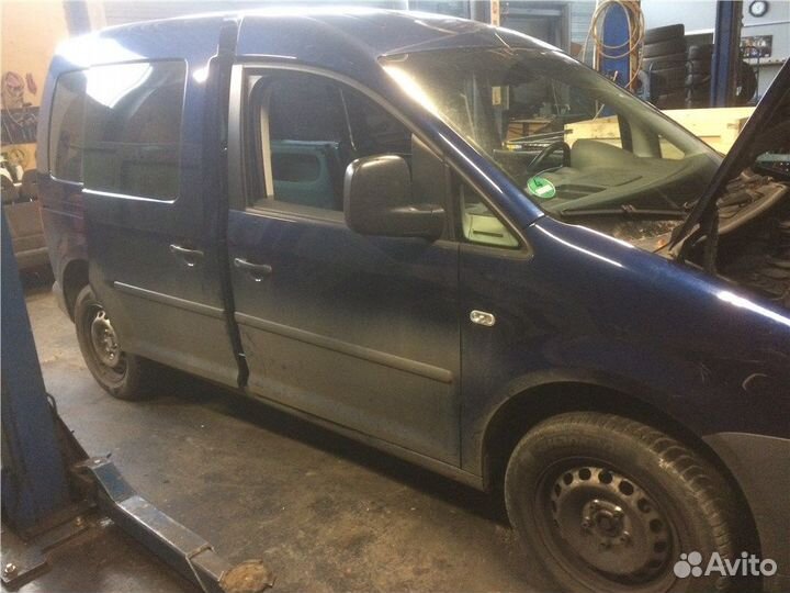 Разбор на запчасти Volkswagen Caddy