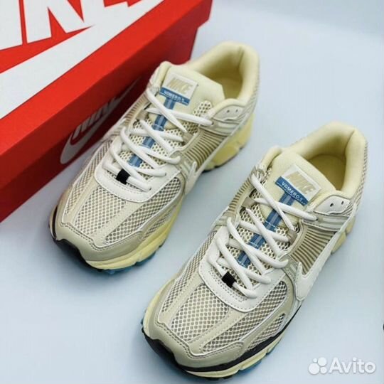 Кроссовки nike