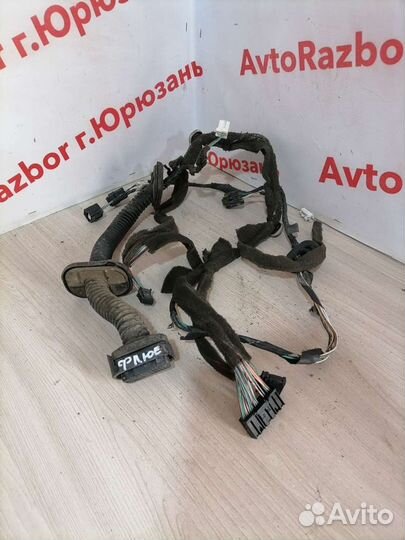 Проводка передней левой двери Renault Fluence