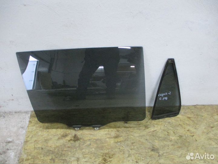 Стекло двери Митсубиси Лансер Седия