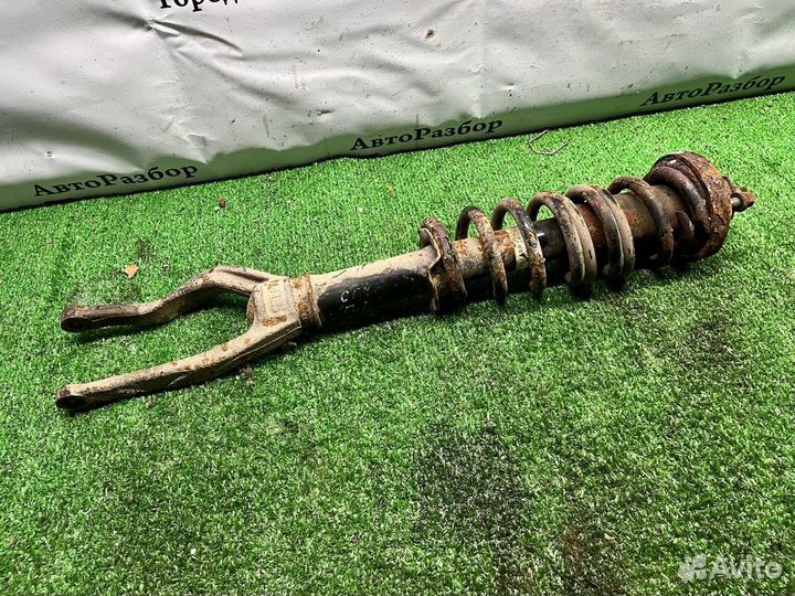 Амортизатор передний левый правый Honda CRV rd1