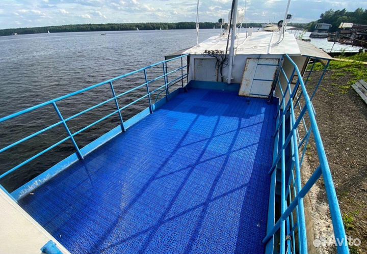 Продажа теплохода