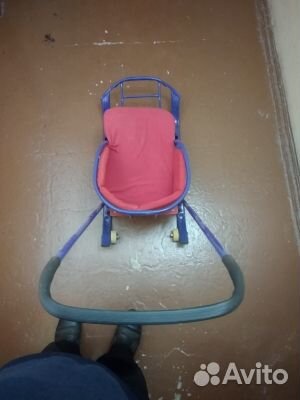 Детские санки с колёсиками и ручкой