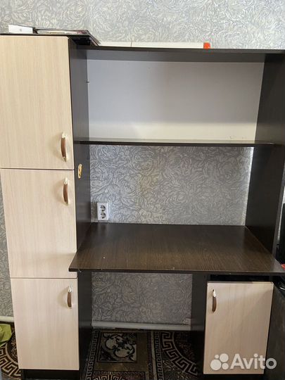 Продам компьютерный стол