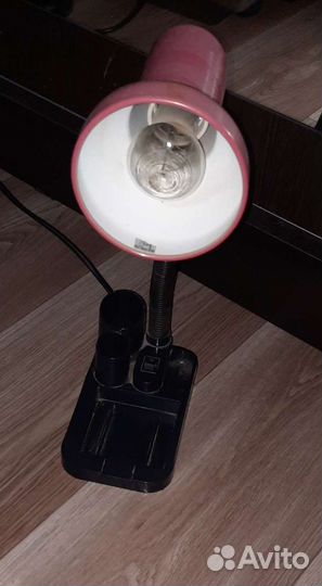 Лампа настольная