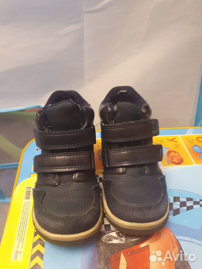 Ботиночки на первый шаг для мальчика 23 размер
