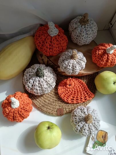 Декоративные тыквы, ручная работа