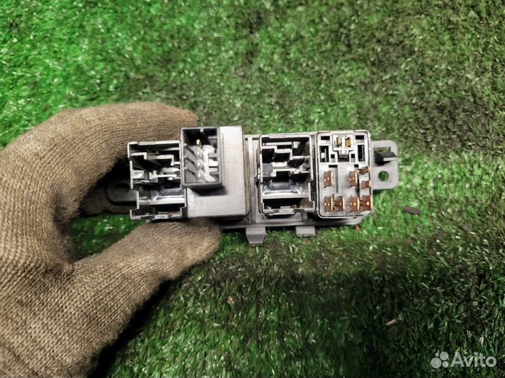 Блок управления светом Mazda MPV