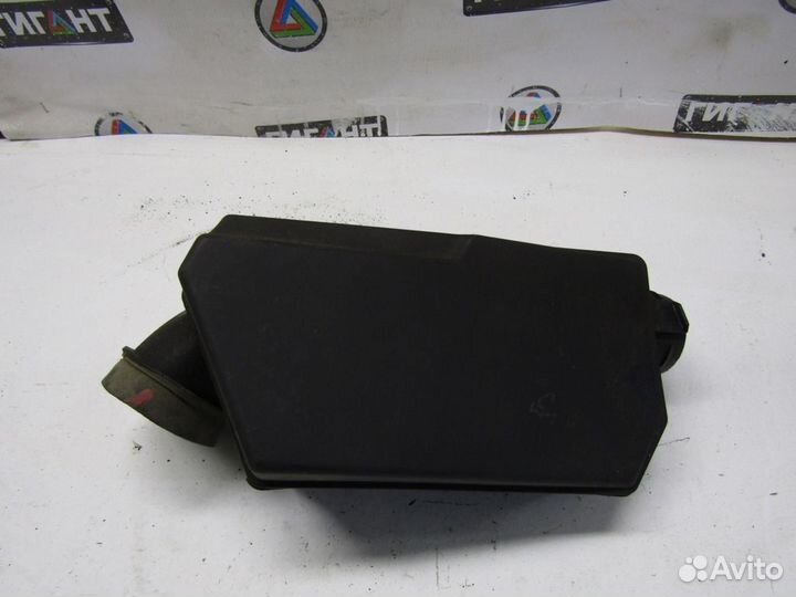 Резонатор воздушного фильтра Duster 2012