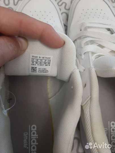 Кроссовки adidas оригинал 45
